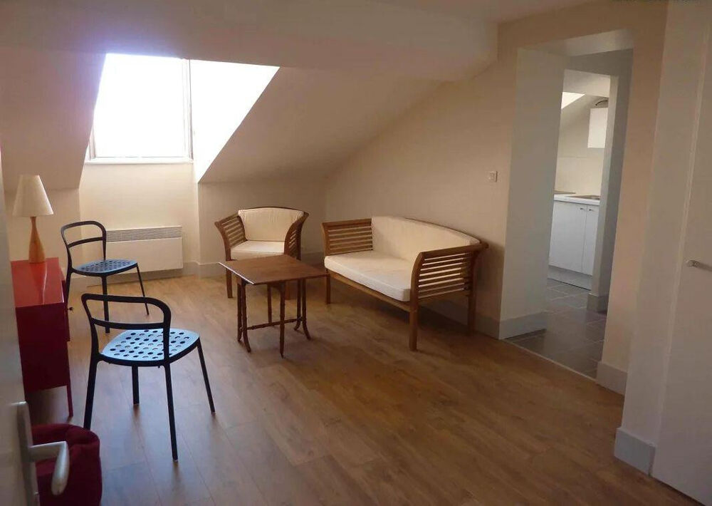 Location Appartement Beau 3P 45m² très calme et ensoleillé Grenoble