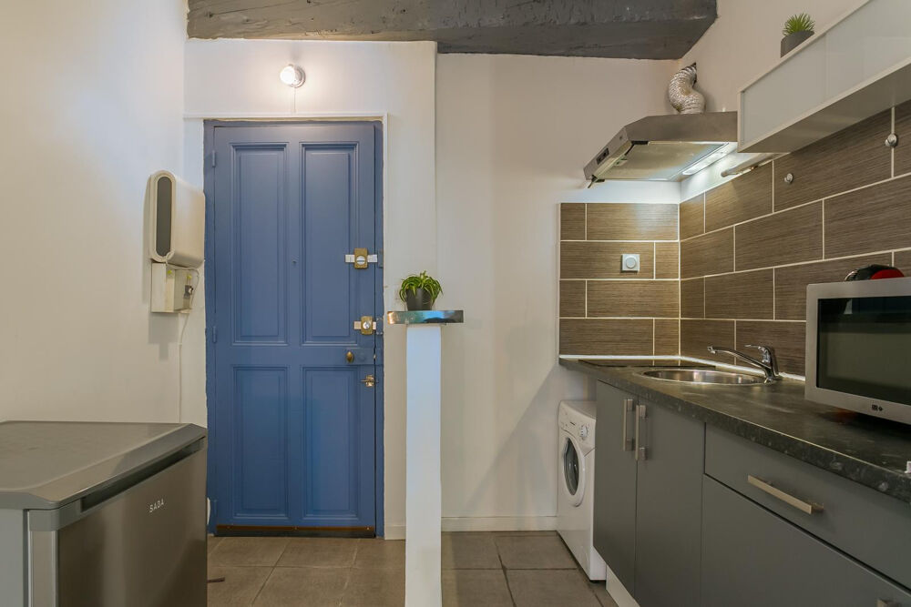 Location Appartement Studio intra muros Avignon