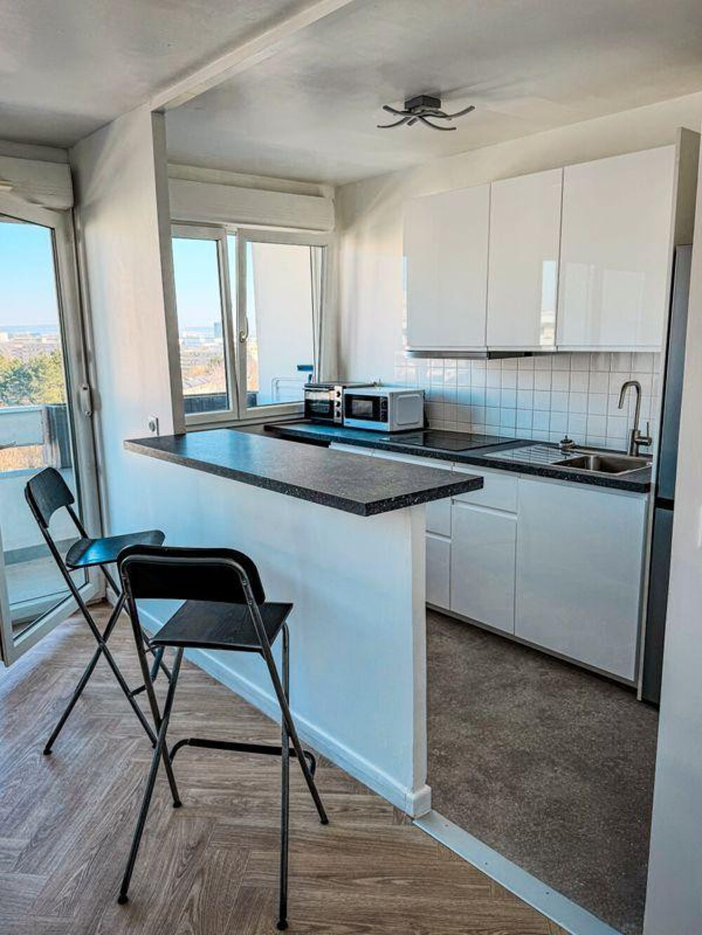 Location Appartement Beau F1bis meublé 31m² refait à neuf Reims
