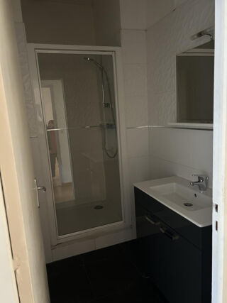  Appartement à louer 3 pièces 49 m²