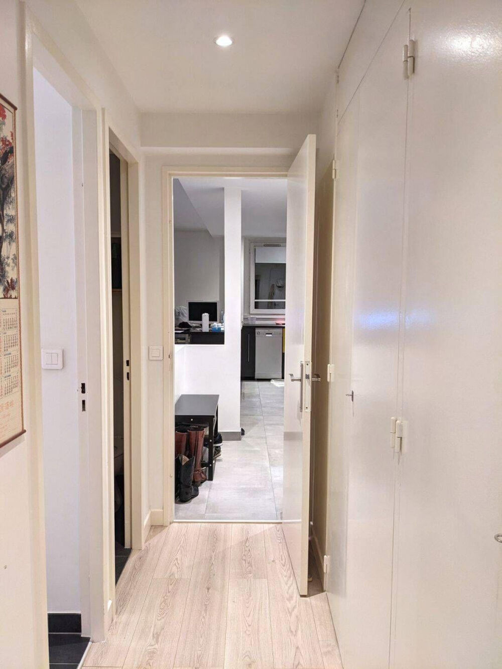 Location Appartement BEAU MEUBLE 3 PIECES, 61m²  CAVE ET PARKING Châtillon