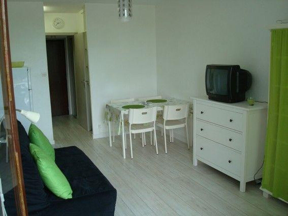Location Appartement Location à l'année d'un studio de 21m2 La grande-motte