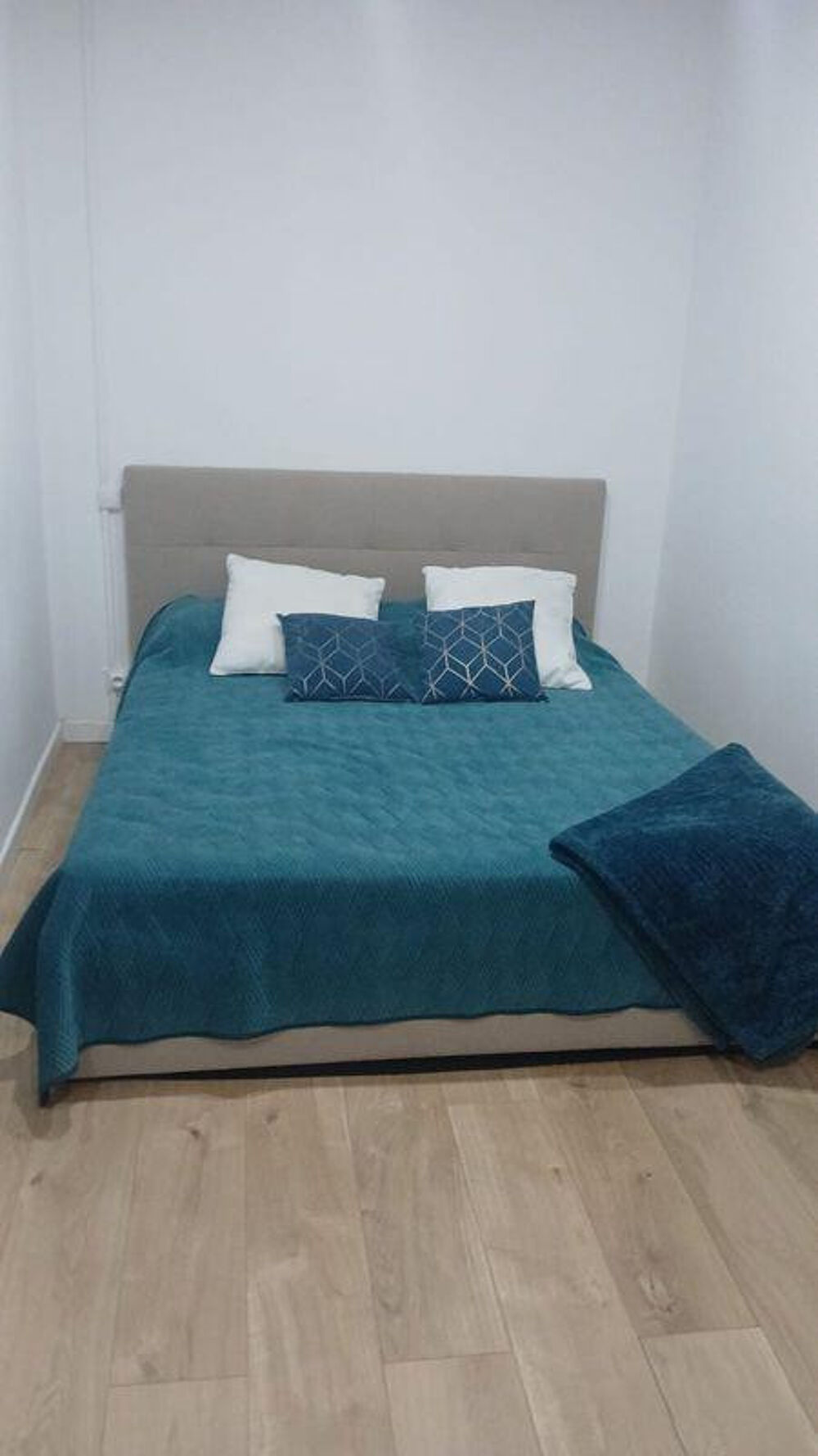 Location Appartement Grand studio meublé 34 m² rue du drac, Grenoble Grenoble