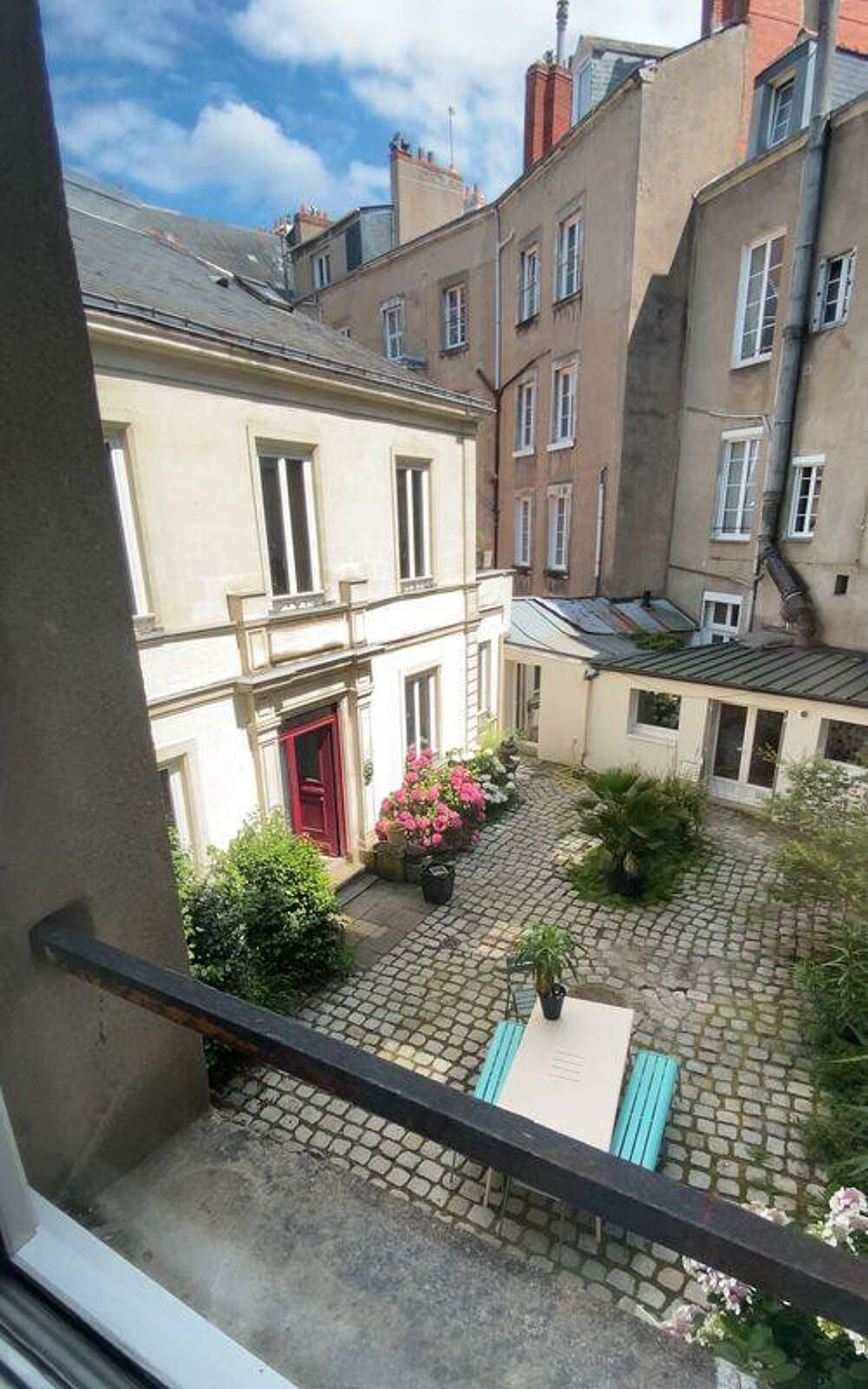 Location Appartement T1 studio centre ville musées Nantes