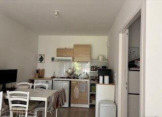  Appartement à louer 2 pièces 42 m²