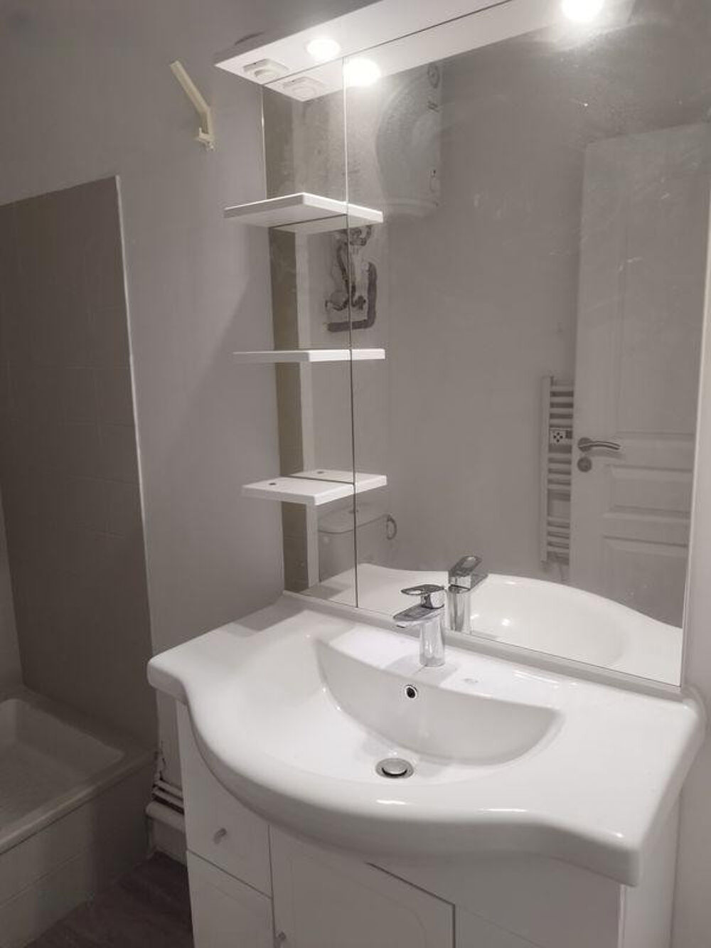 Location Appartement Beau studio 18m² Nantes