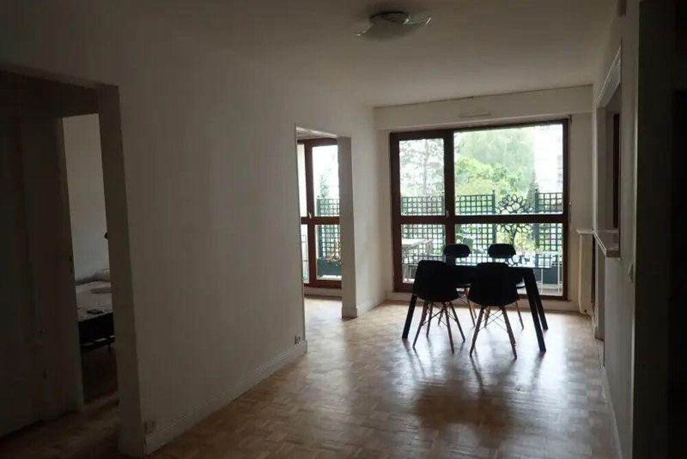 Location Appartement Appartement lumineux, baies vitrées et terrasse Paris 12