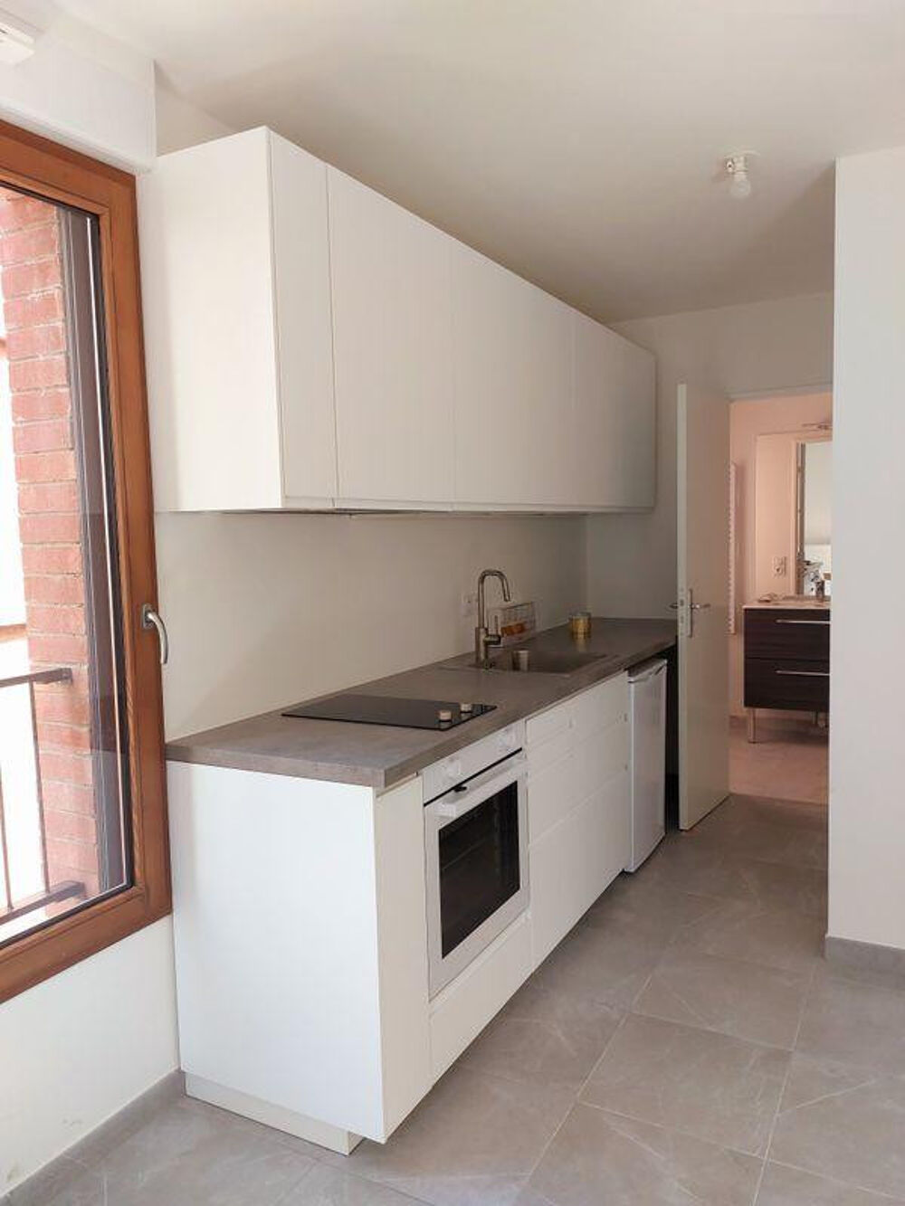 Location Appartement Location studio neuf 26 m2 Pantin