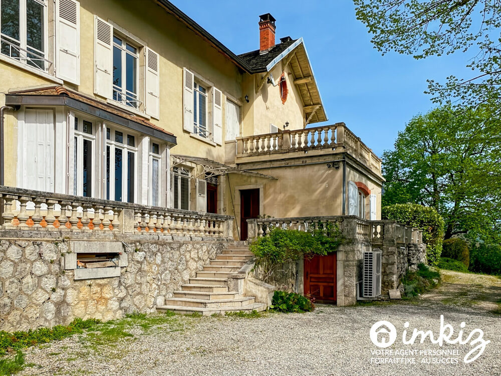 Demeure de prestige au coeur de la nature