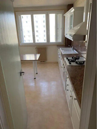  Appartement à louer 4 pièces 68 m²