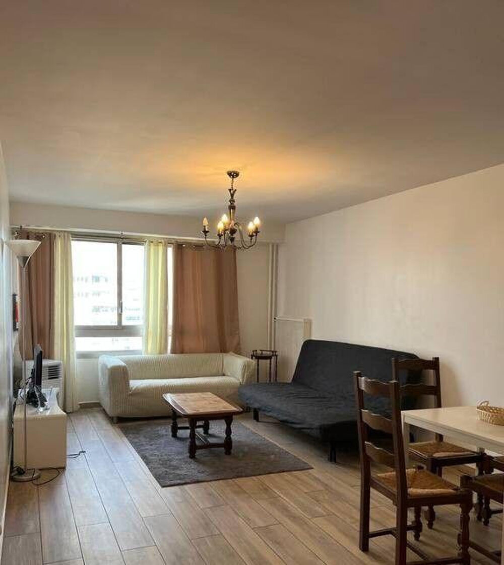 Location Appartement Beau 2P meublé 52m² très lumineux, ensoleillé Courbevoie