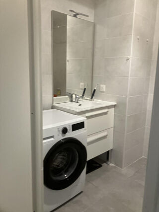  Appartement à louer 3 pièces 70 m²