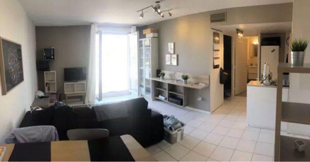 Location Appartement Beau F2 meublé 40m² dans belle résidence sécurisée Aix-en-provence