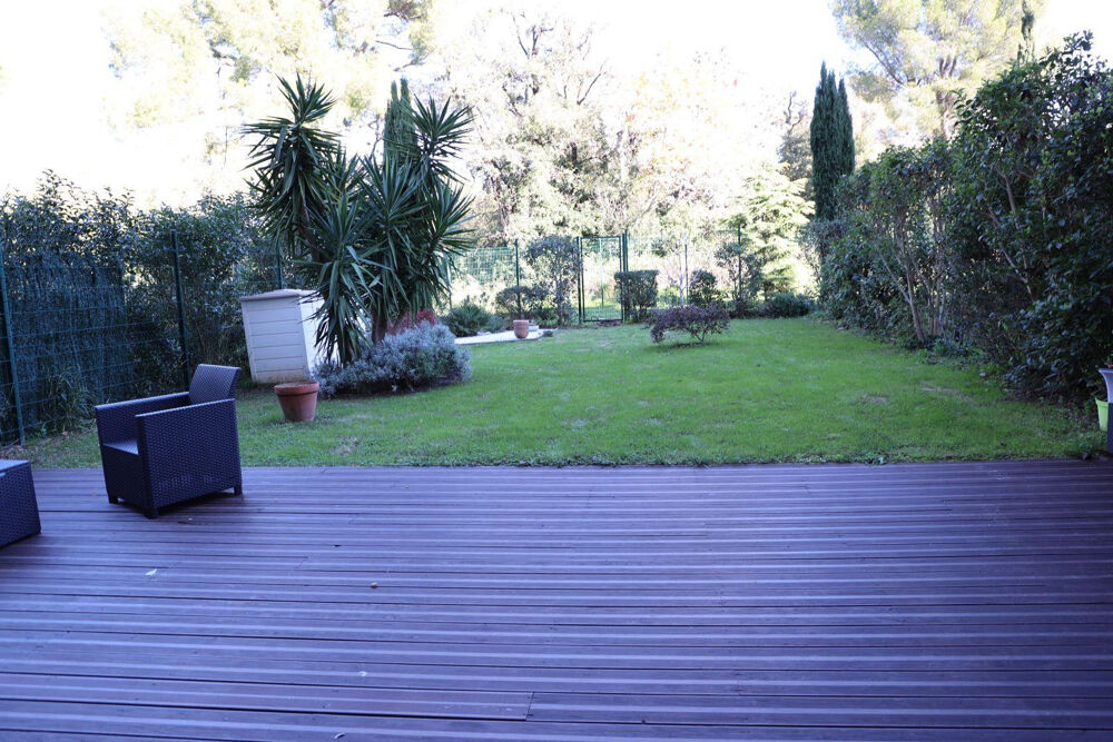 Location Appartement Appartement T2 avec jardin en pleine ville ! Marseille 9
