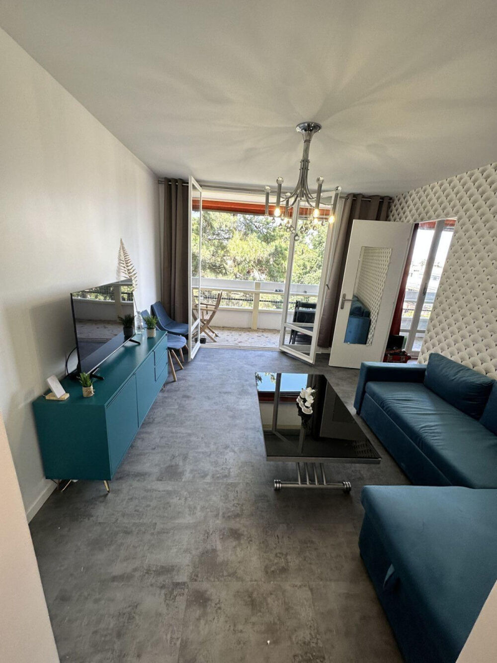 Location Appartement Colocation dans résidence calme et sécurisé Bron