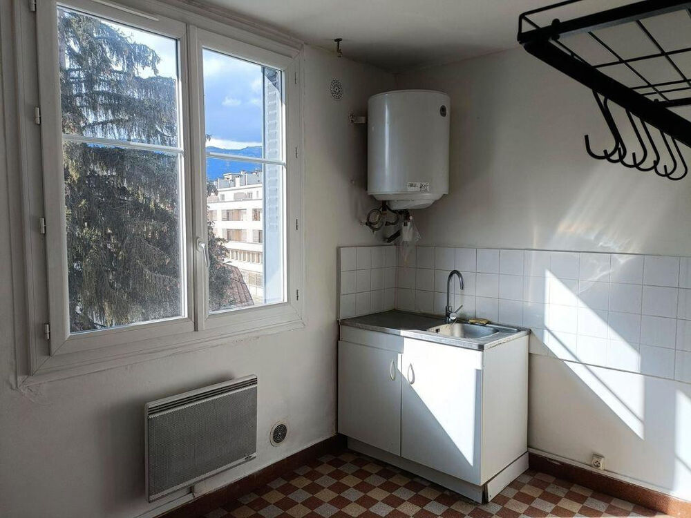 Location Appartement T2 LIBRE et VIDE (43 M2) GRENOBLE FAIBLES CHARGES Grenoble