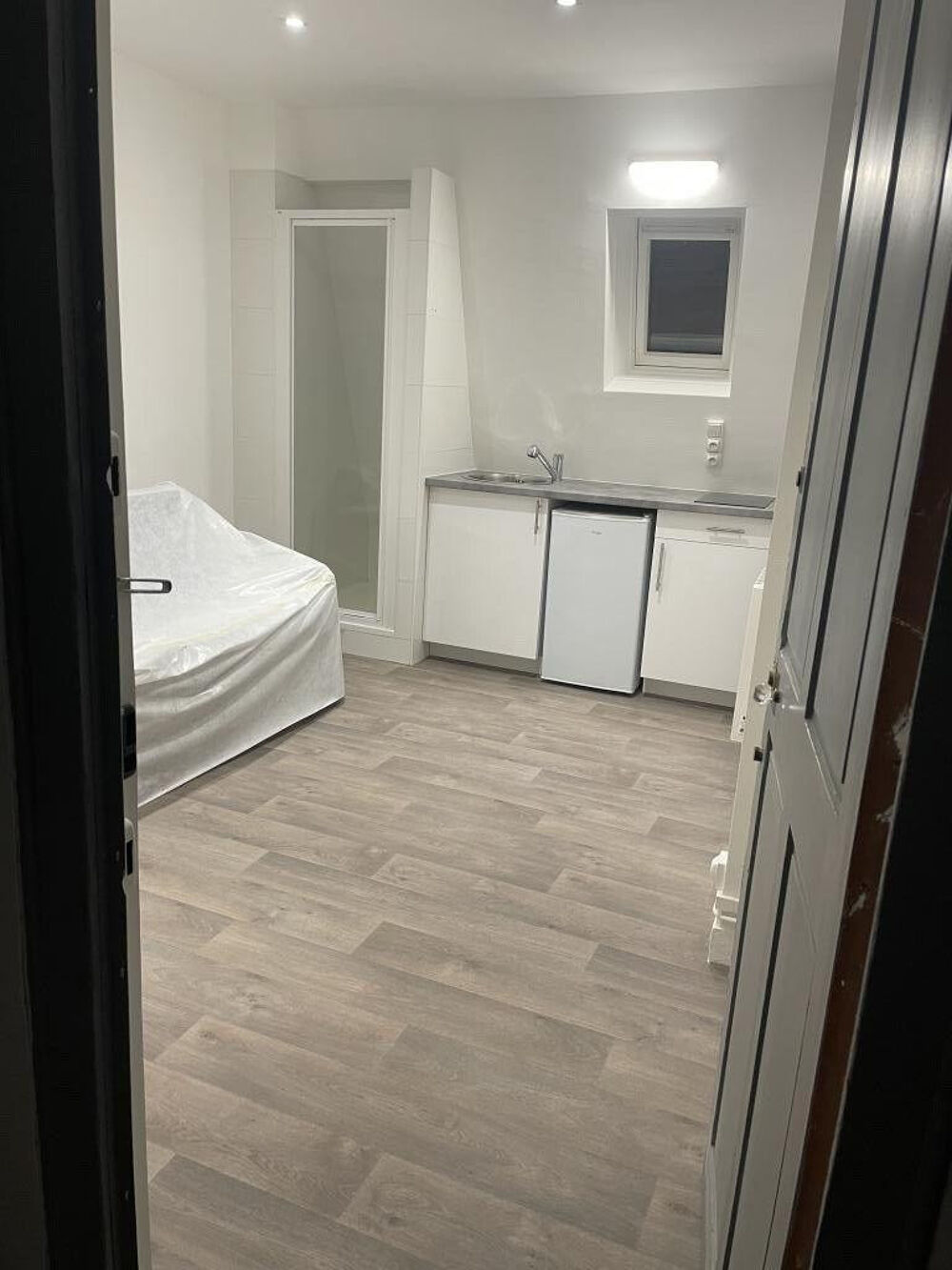 Location Appartement Studio meublé 12m2 à Neuilly Bail Mobilité Neuilly-sur-seine