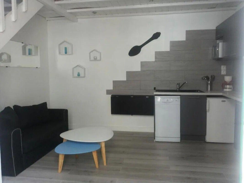 Location Appartement JOLI STUDIO T1BIS 26m² avec MEZZANINE - St Genès Bordeaux