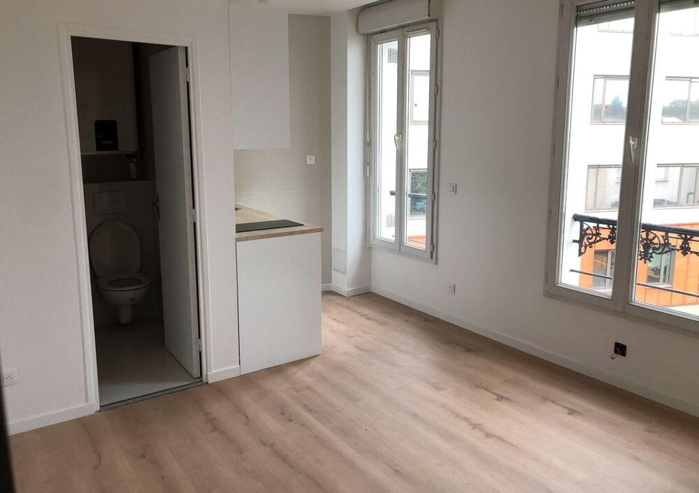 Location Appartement Studio  à 2min du métro Basilique de Saint-Denis Saint-denis