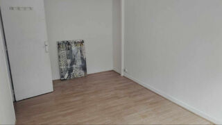  Appartement à louer 4 pièces 65 m²