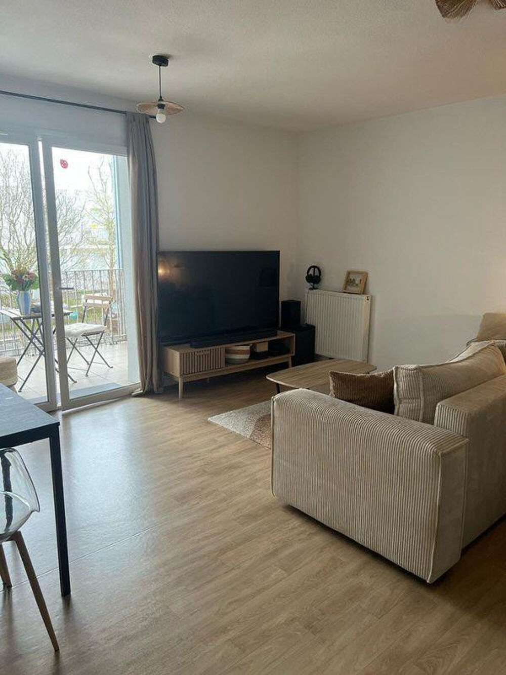 Appartement T2 42M² + balcon + 1 place de parking