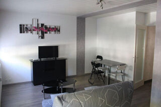  Appartement à louer 2 pièces 40 m²