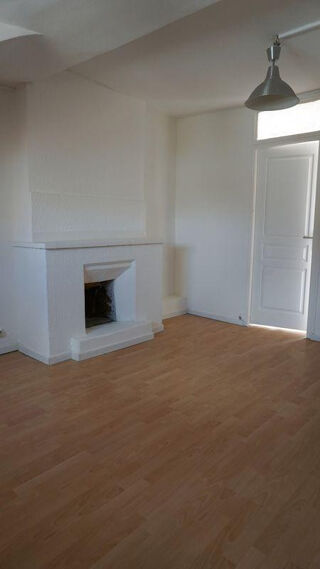  Appartement à louer 2 pièces 35 m²