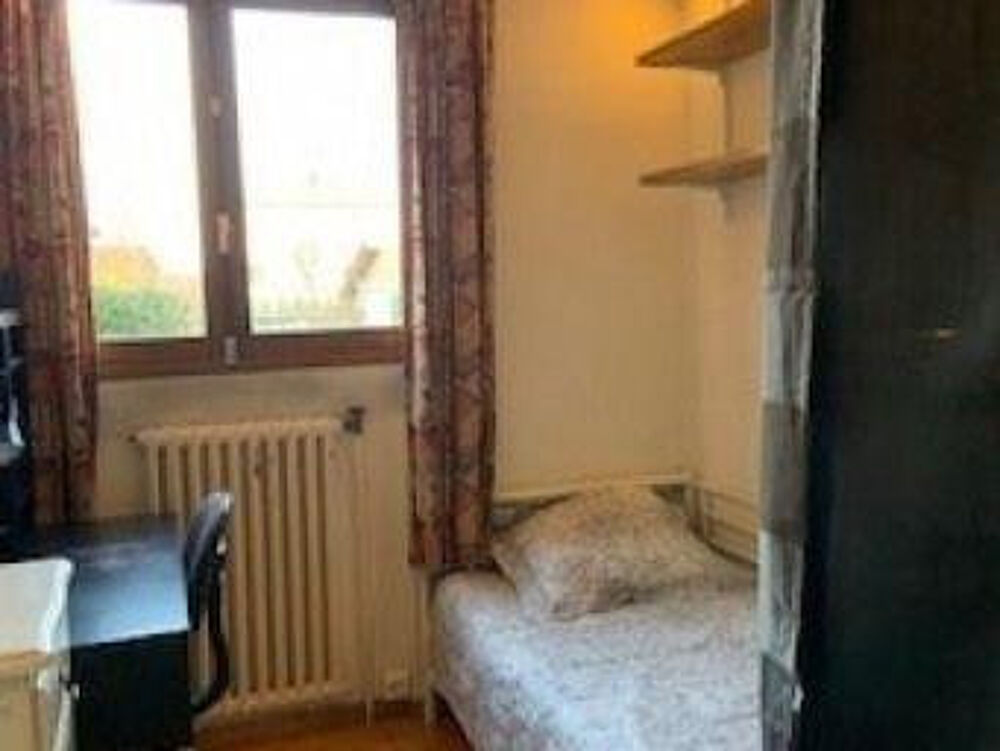 Location Appartement Belle chambre dans une maison avec jardin Viroflay