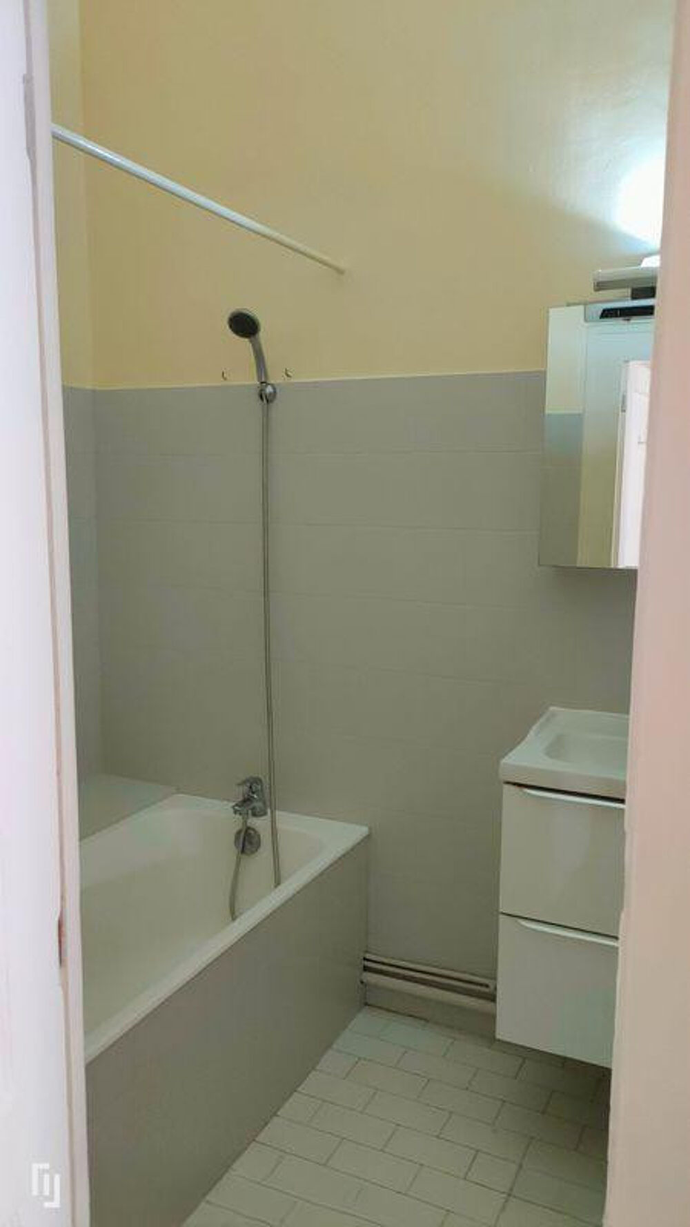 Location Appartement Beau studio 38m² meublé Lyon 6 Foch Lyon 6
