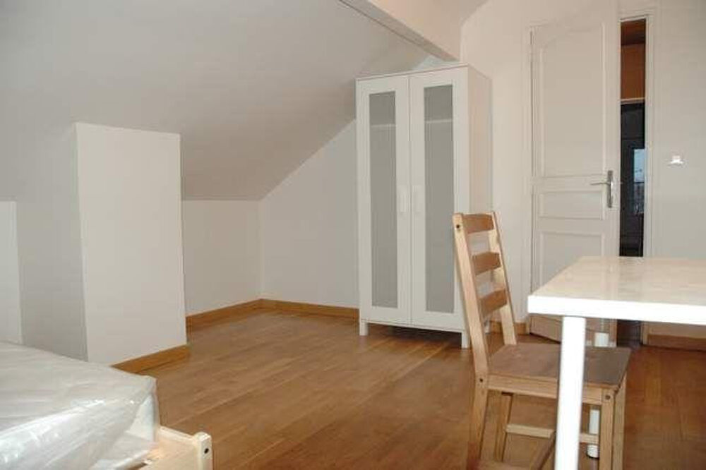 Location Maison CHAMBRE MEUBLÉE AVEC SALLE DE BAINS PRIVATIVE Vitry-sur-seine