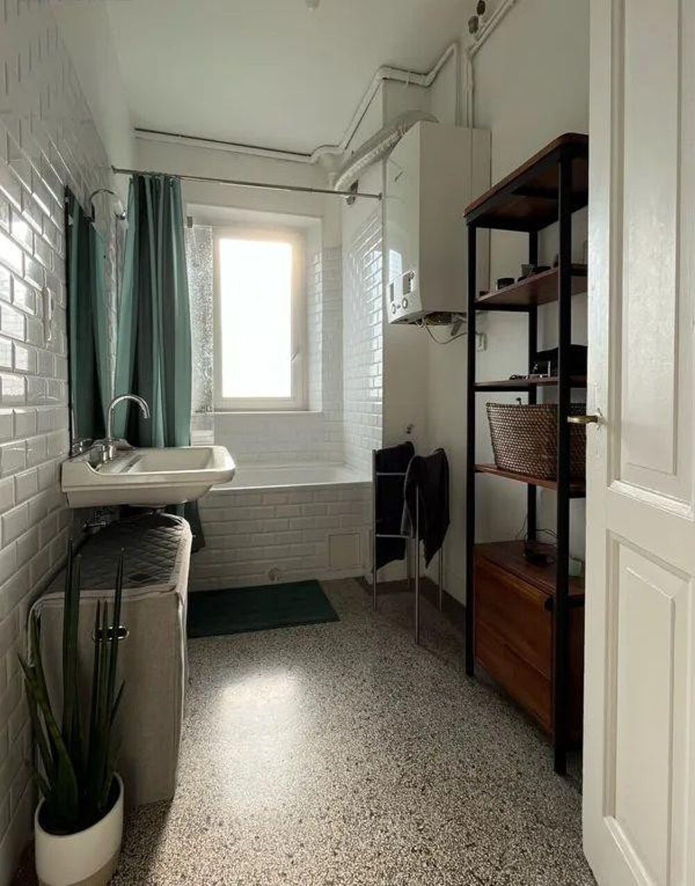 Location Appartement Beau F2 lumineux 64m² loué non meublé. Metz
