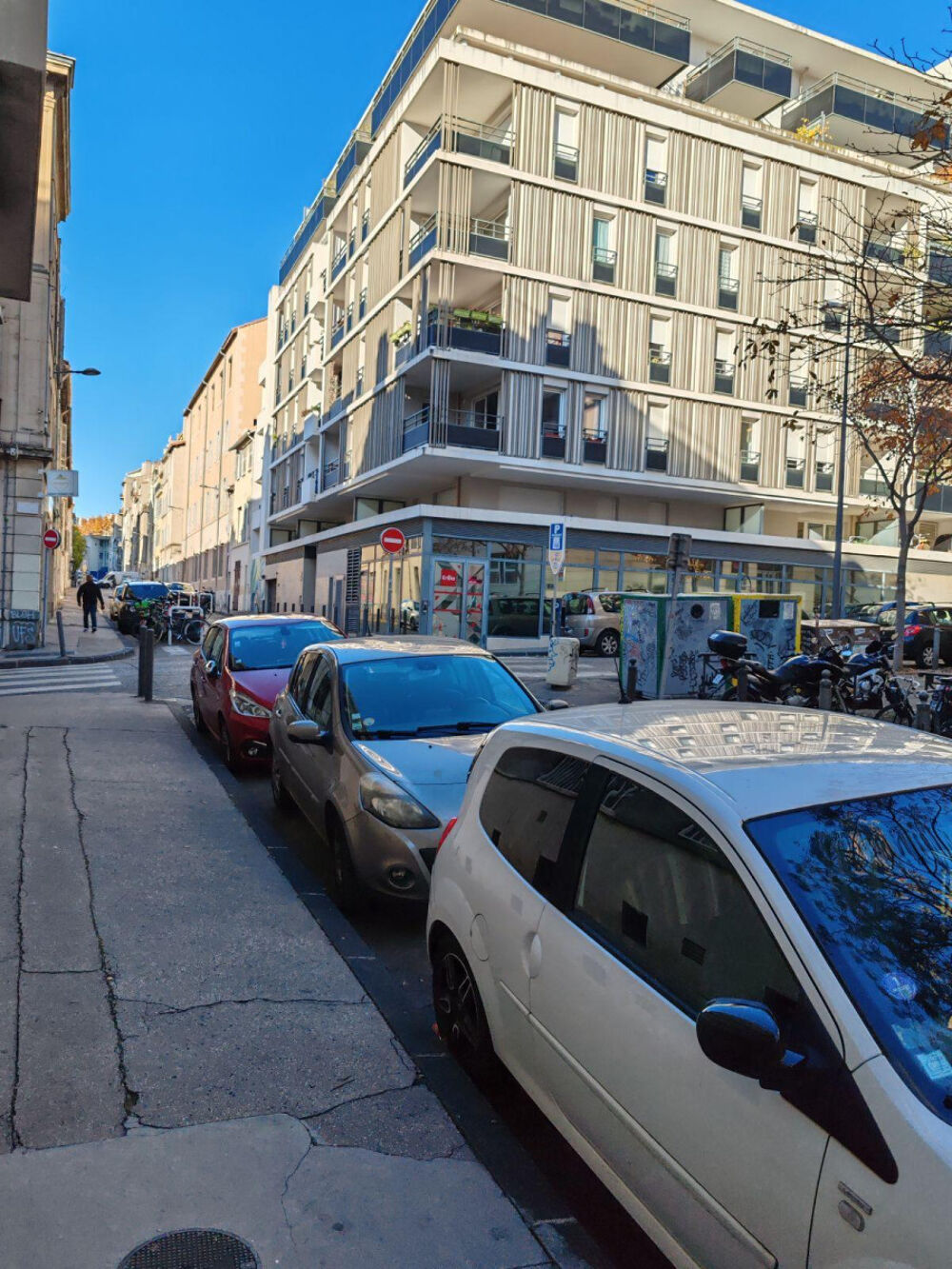 Location Appartement App situé à 5 mn à pied du métro de Castellane Marseille 6