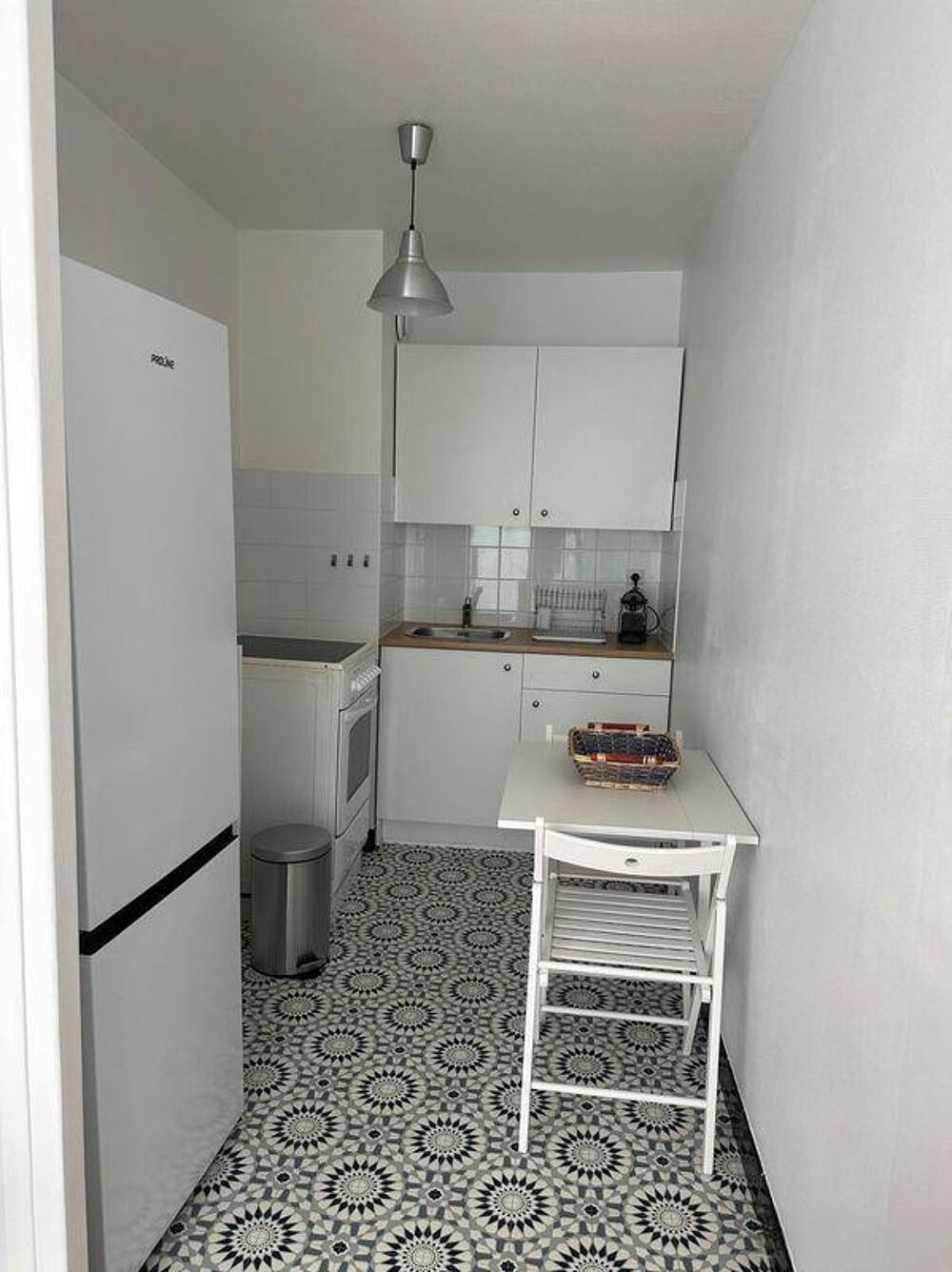 Location Appartement Studio meublé 27 m2 environ Résidence La Fougeraie Arcueil