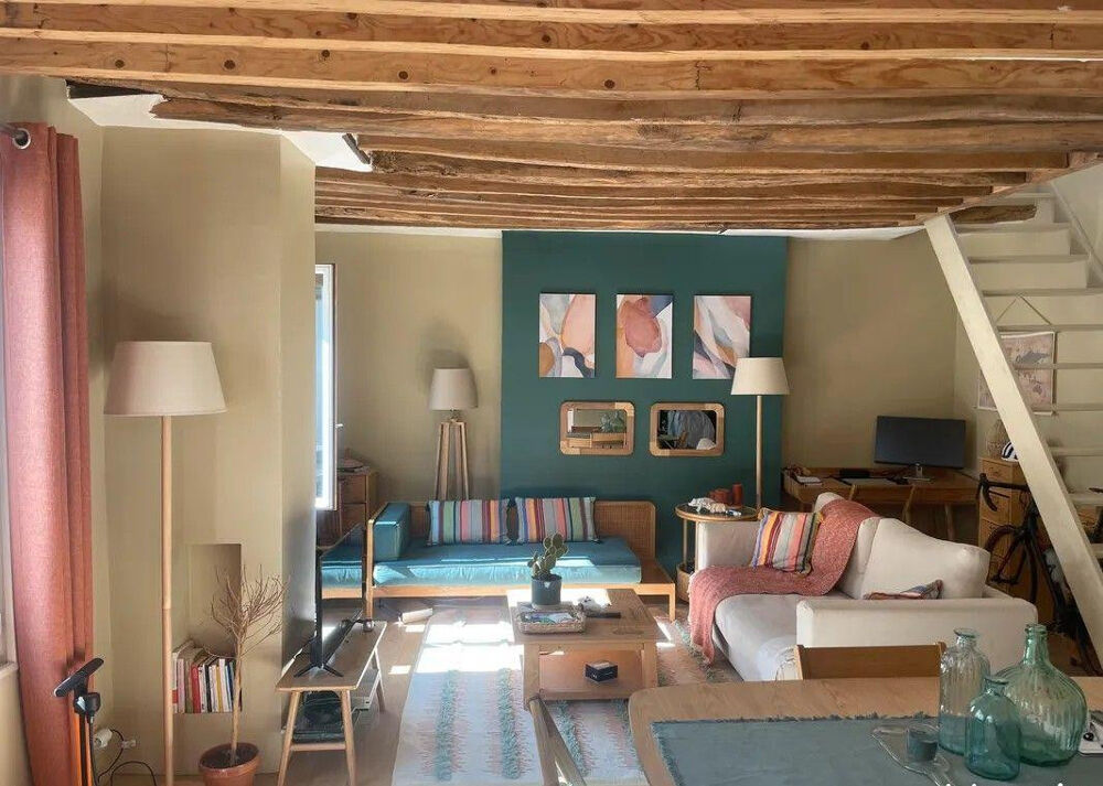 Location Appartement Superbe et grand studio 45m² Porte Saint-Martin Paris 10