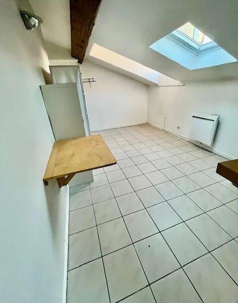   Beau studio 23m² très lumineux Appartement - 1 pièce(s) - 23 m²