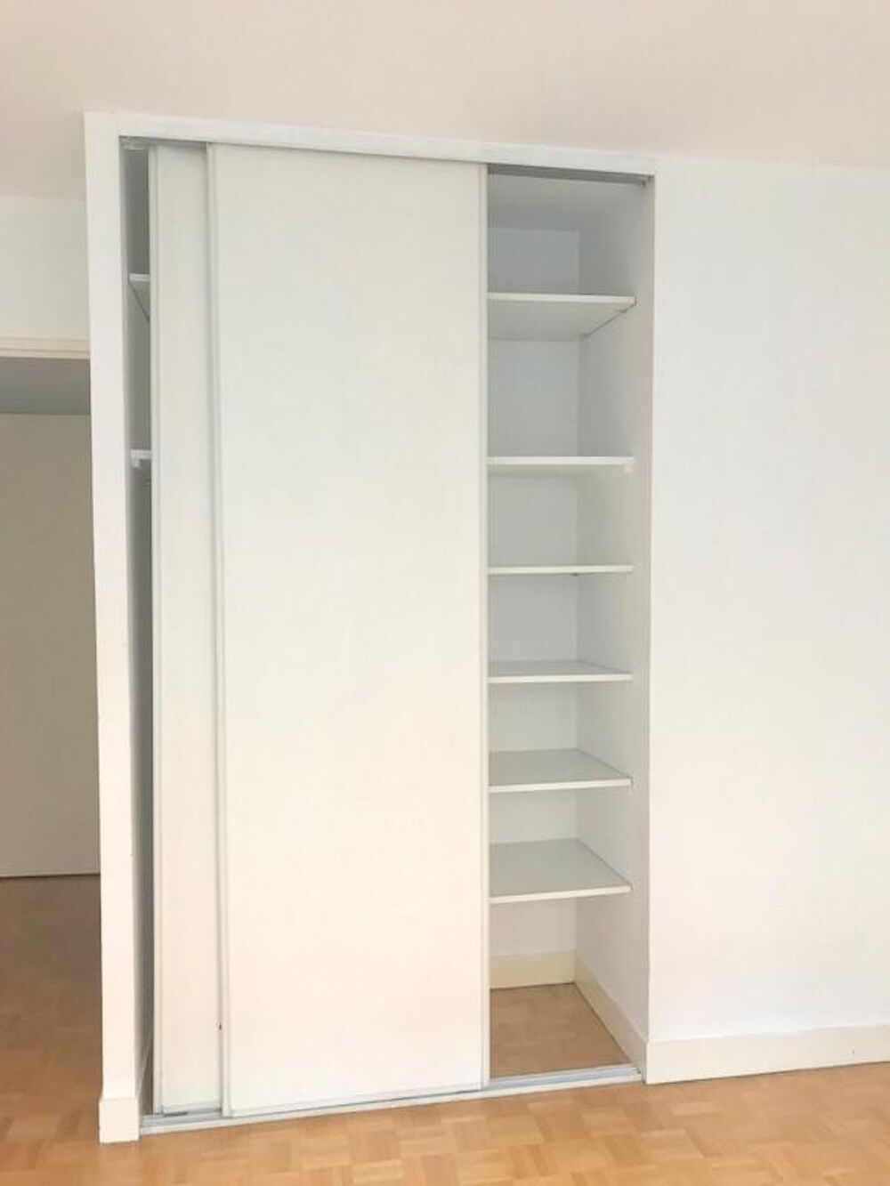 Location Appartement Location grand deux pièces Ourcq Paris 19