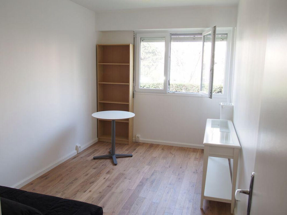 Location Appartement Loue studio meublé et lumineux à Asnières / Seine Asnières-sur-seine