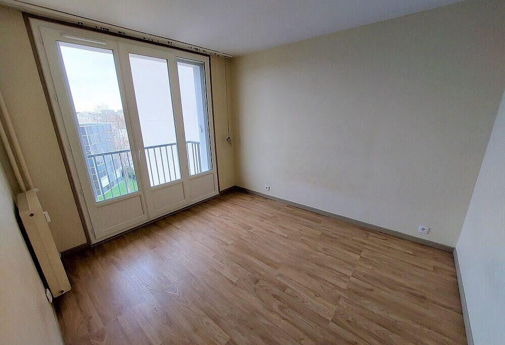 Location Appartement Appartement 2 pièces Nanterre balcon parking cave Nanterre