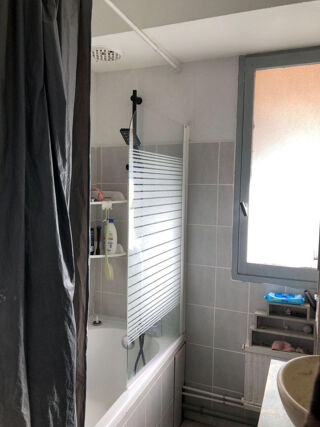  Appartement à louer 4 pièces 72 m² Apt