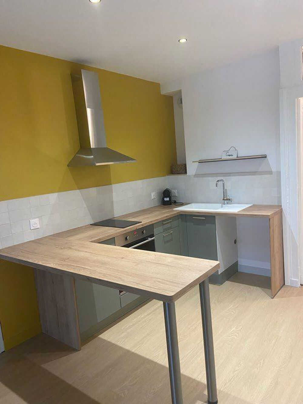 Location Appartement Beau T2 place Viarme 34m² Nantes Nantes