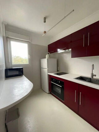  Appartement à louer 2 pièces 33 m²