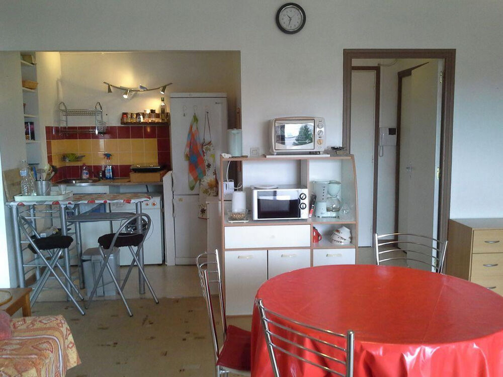 Location Appartement Loue meublé et parking grand confort JB Lebas Lille