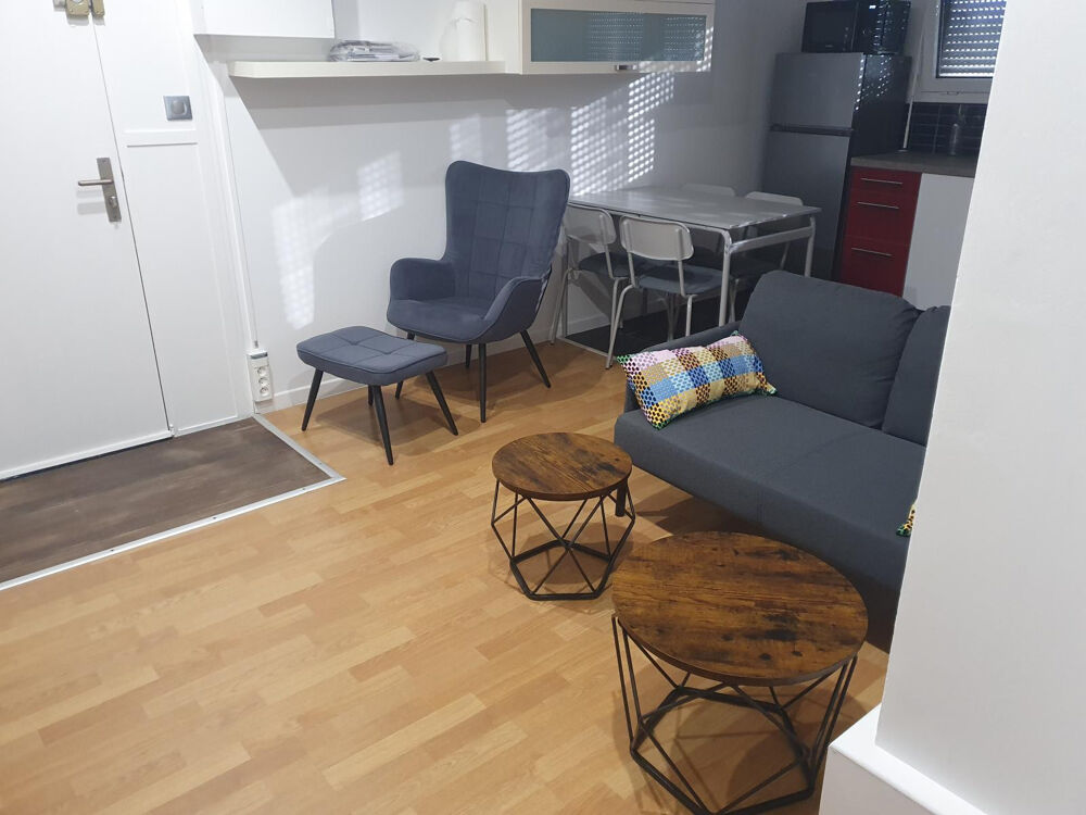 Location Appartement COLLOCATION MEUBLE RÉSIDENCE COMPOSTELLE, 01/05/26 Pessac