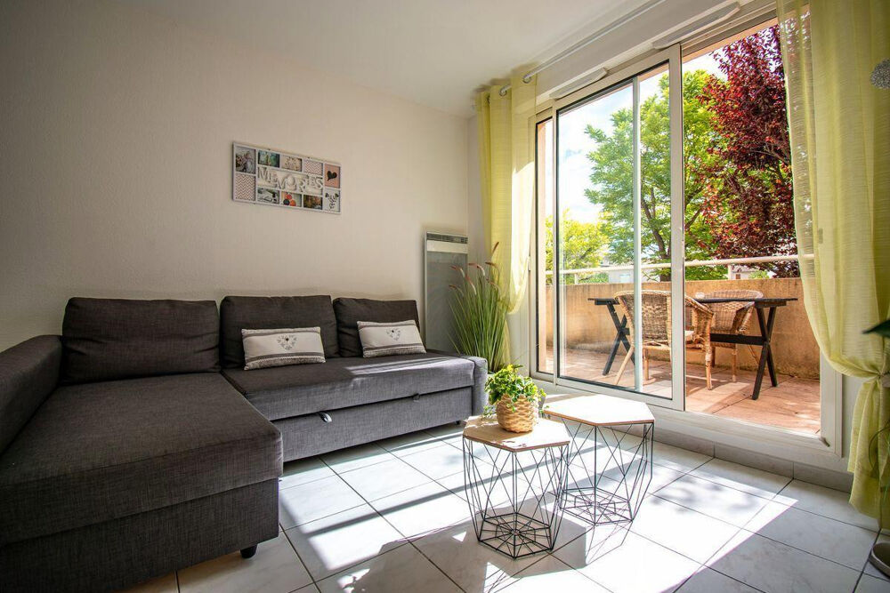 Location Appartement Beau T2 proche centre Aix avec terrasse 11m² Aix-en-provence