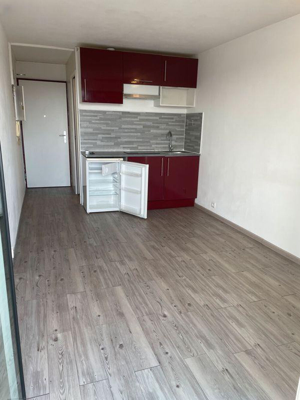 Location Appartement Studio très lumineux 19m² Barrière d'Arès Bordeaux