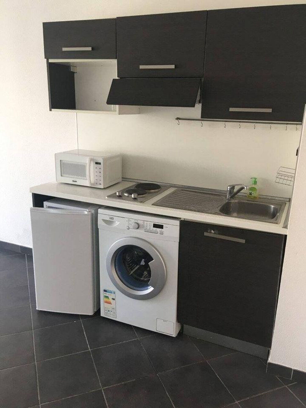 Location Appartement Studio meublé au centre ville de Nice Nice