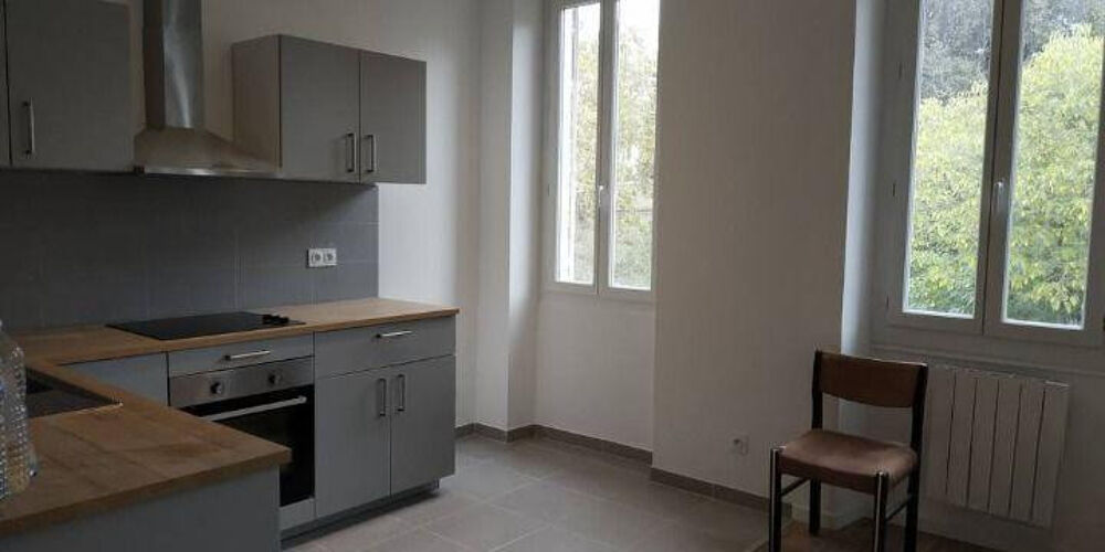 Location Appartement 3 pièces lumineux et refait à neuf Marseille 1