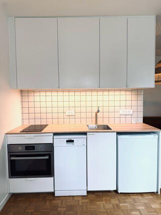 Appartement à louer 2 pièces 32 m²