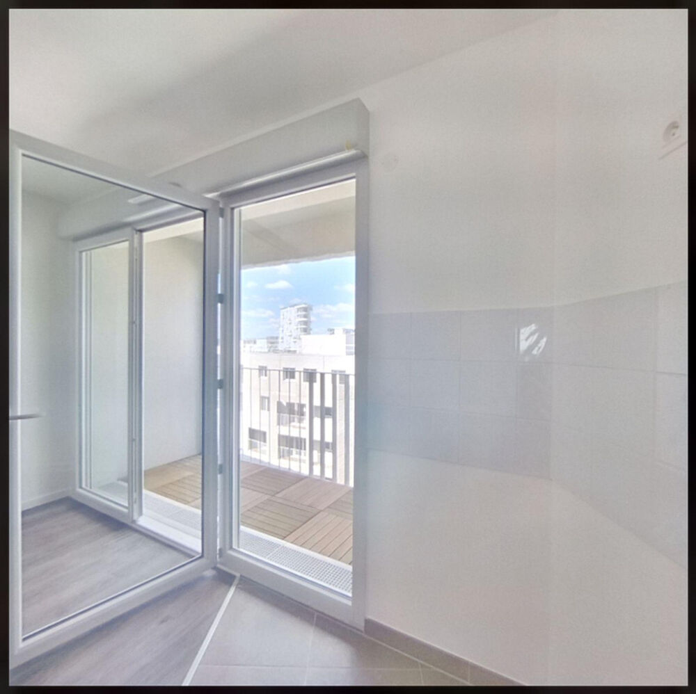 Location Appartement F4 avec vue panoramique sur la Défense Nanterre