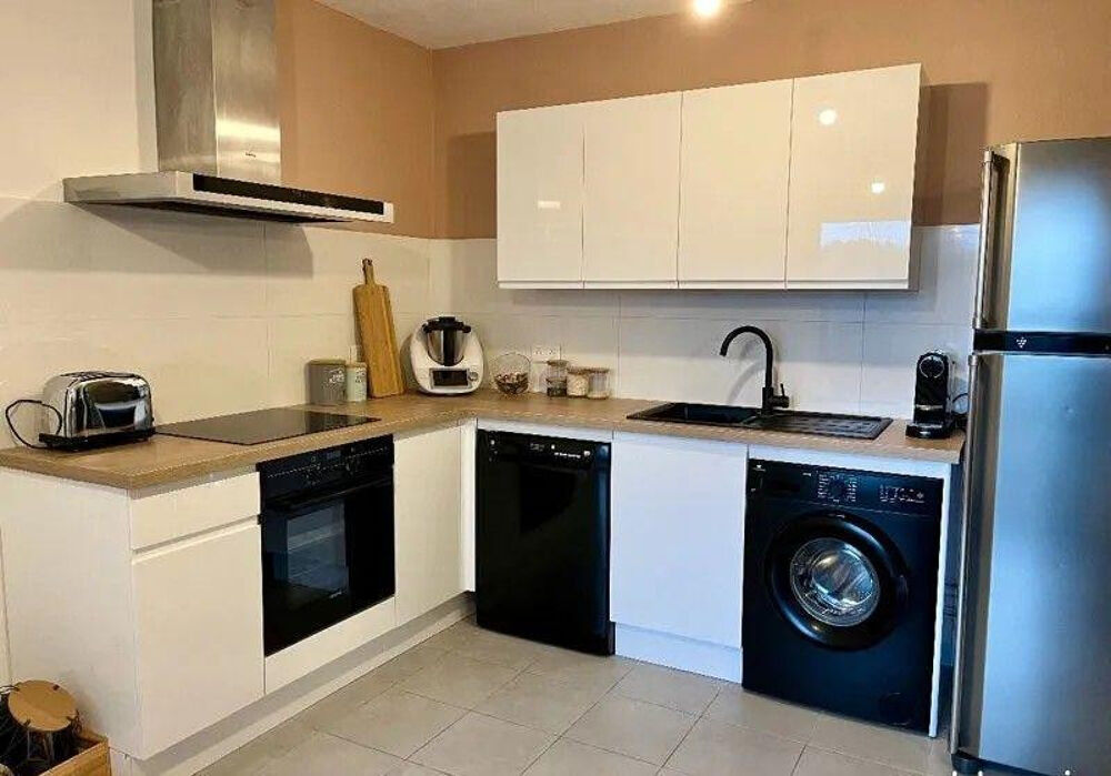 Location Appartement Beau T2 de 43 m² refait à neuf avec terrasse Aix-en-provence